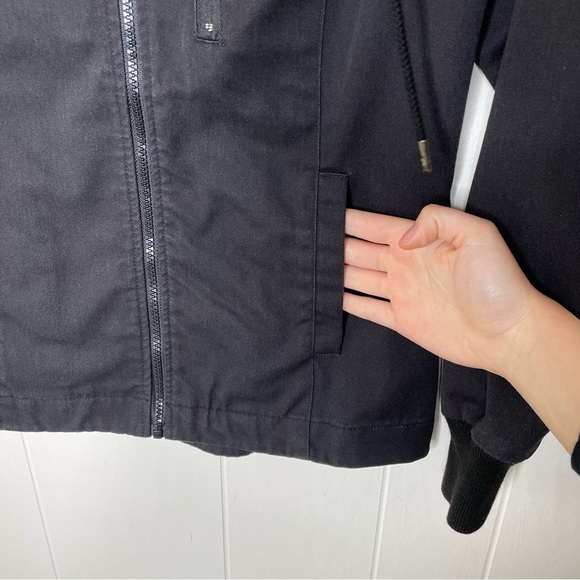 BETABRAND Jacket - Picture 6 of 10
